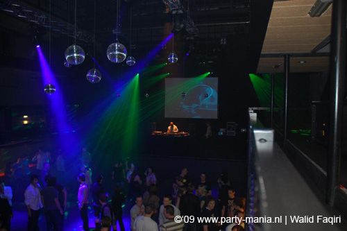 090306_003_streamers_paard_partymania