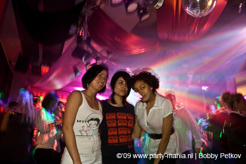 090411_028_madhouse_partymania