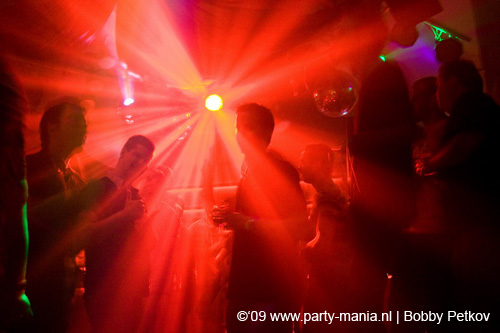 090411_039_madhouse_partymania