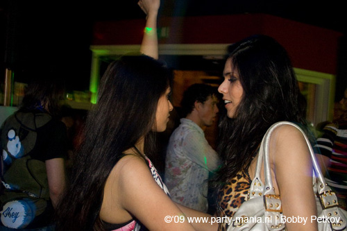 090411_062_madhouse_partymania