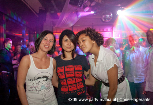 090411_030_madhouse_partymania