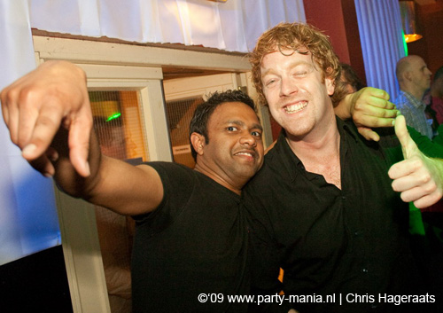 090412_044_remy_onefour_partymania