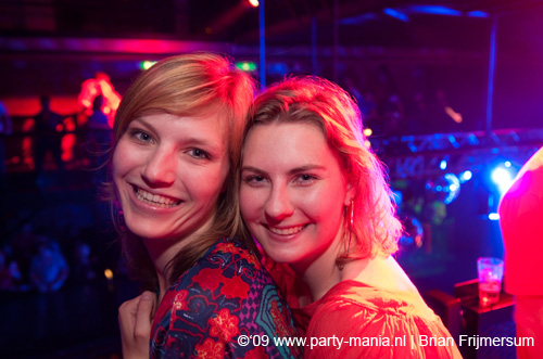 090429_020_90s_now_paard_partymania