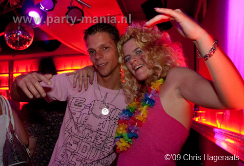 090704_10_summer_vibes_partymania
