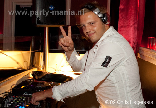 090704_24_summer_vibes_partymania