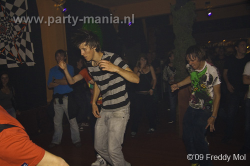 090904_020_musicon_partymania