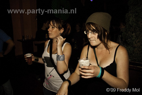 090904_023_musicon_partymania