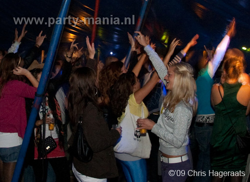 090912_073_the_city_is_yours_partymania