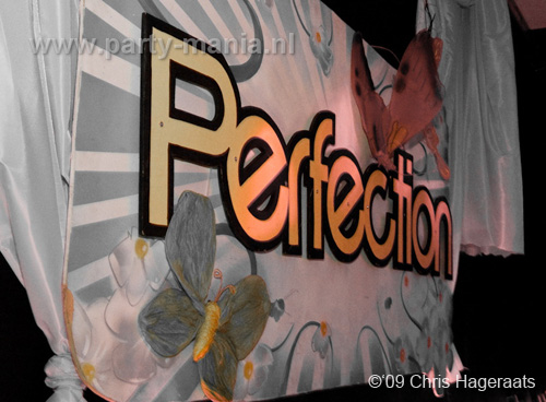 091010_006_perfection_partymania