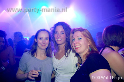 091023_009_90s_now_partymania