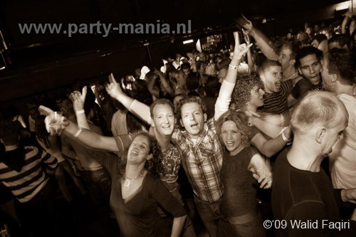 091023_030_90s_now_partymania