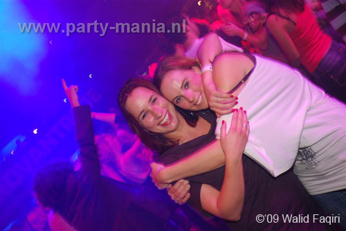 091023_069_90s_now_partymania