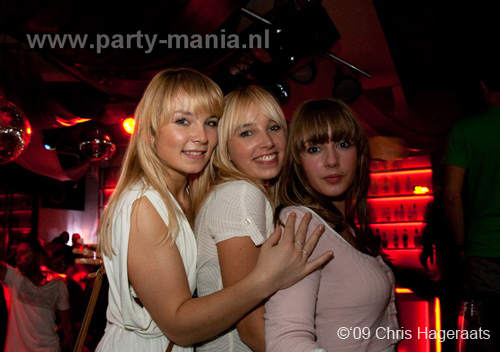 091113_062_denhaag_is_dope_partymania