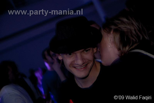 091128_075_love_life_festival_partymania