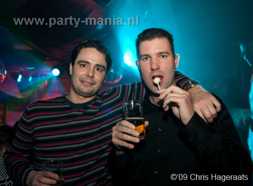 091205_045_le_paris_partymania