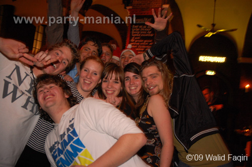 091217_035_xxlmas_party_partymania