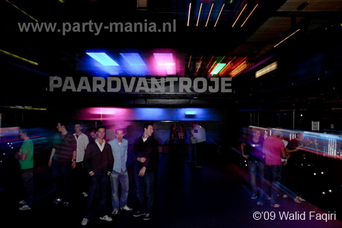 091224_010_los_partymania