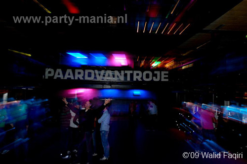 091224_011_los_partymania