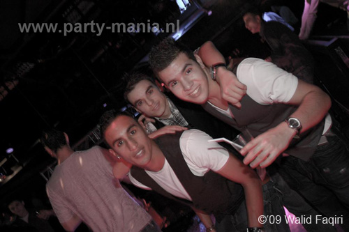 091224_092_los_partymania