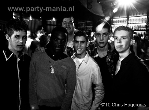 100226_085_punk_partymania