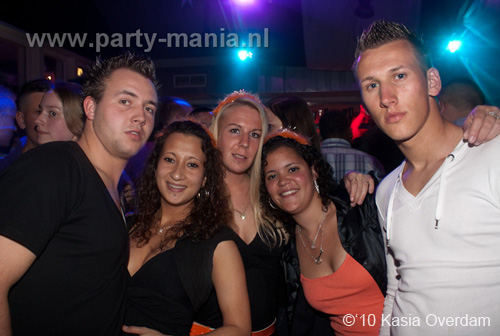 100429_048_le_paris_partymania