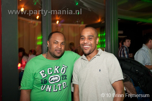 100512_031_pump_up_the_base_partymania