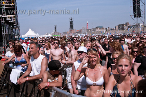 100605_093_royal_beach_partymania