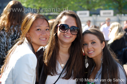 100612_095_franchise_outdoor_partymania