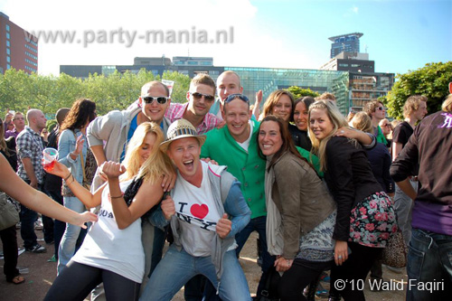 100612_050_franchise_outdoor_partymania