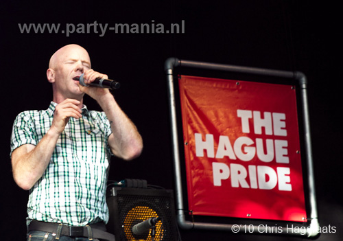 100612_087_the_hague_pride_partymania