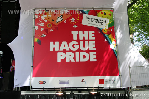 100612_000_the_hague_pride_partymania
