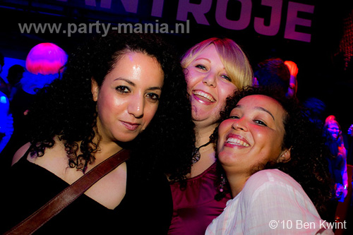 100619_004_glitterclub_partymania