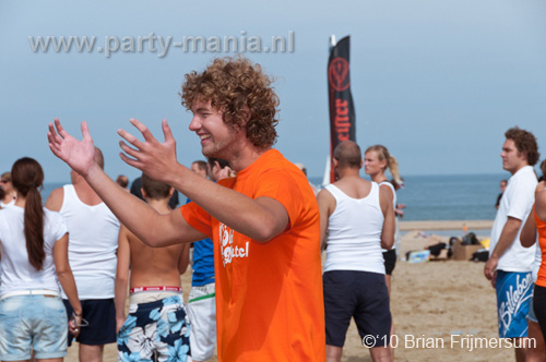 100801_002_horeca_beachvolleybal_partymania