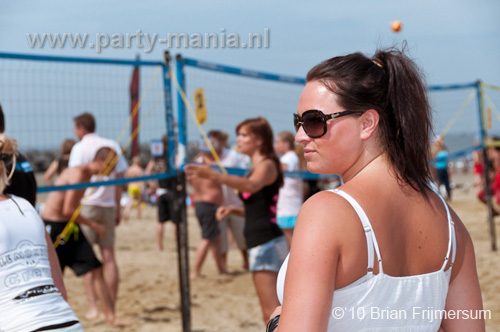 100801_057_horeca_beachvolleybal_partymania