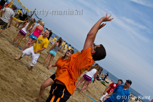 100801_007_horeca_beachvolleybal_partymania
