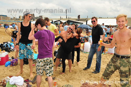 100801_078_horeca_beachvolleybal_partymania