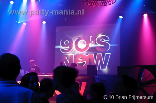 100910_001_90s_now_partymania