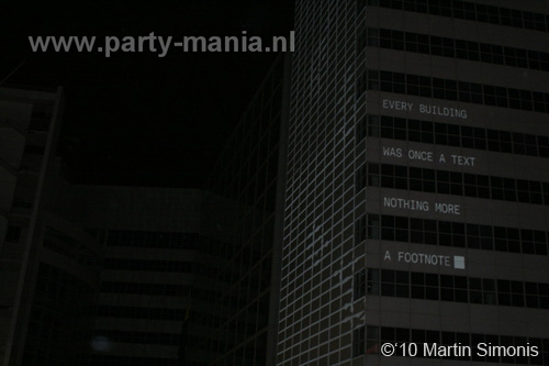 100924_010_todaysart_partymania
