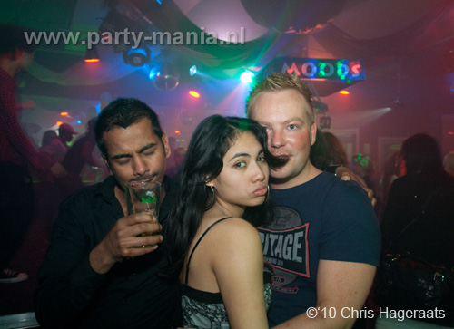101019_093_mellow_moods_partymania