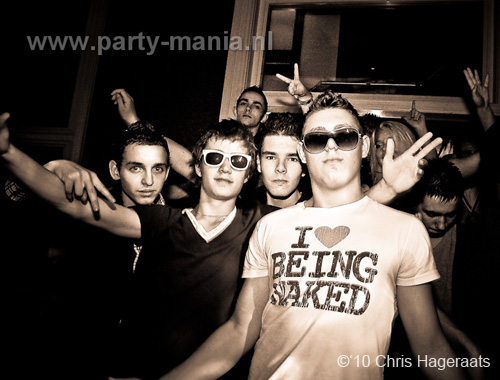 101021_043_punk_partymania