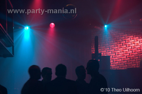 101113_002_los_partymania