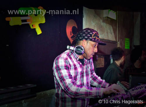 101120_005_90s_only_partymania