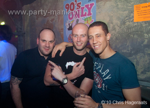 101120_011_90s_only_partymania