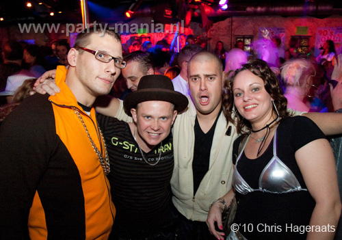 101120_031_90s_only_partymania