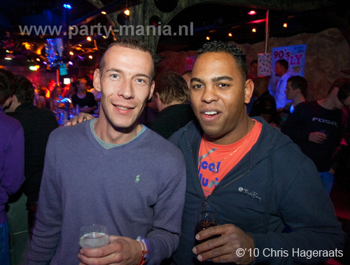 101120_043_90s_only_partymania