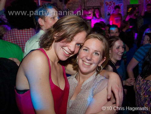 101120_066_90s_only_partymania