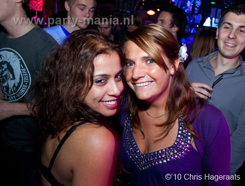 101120_069_90s_only_partymania