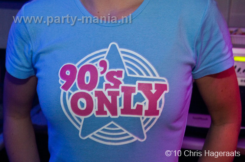 101120_093_90s_only_partymania