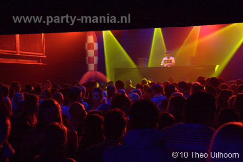 101127_033_franchise_partymania