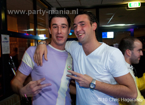 101204_009_pump_up_the_base_partymania